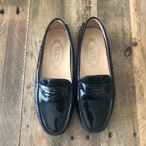 Tods Patent Leather Loafers size 35 Made in Italy